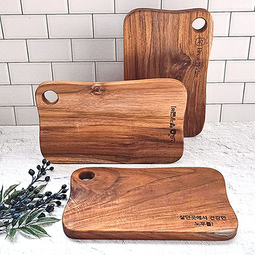 ��ߵ� Ƽũ�簢 ����(��)